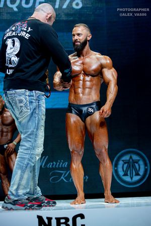 CLASSIC PHYSIQUE 178